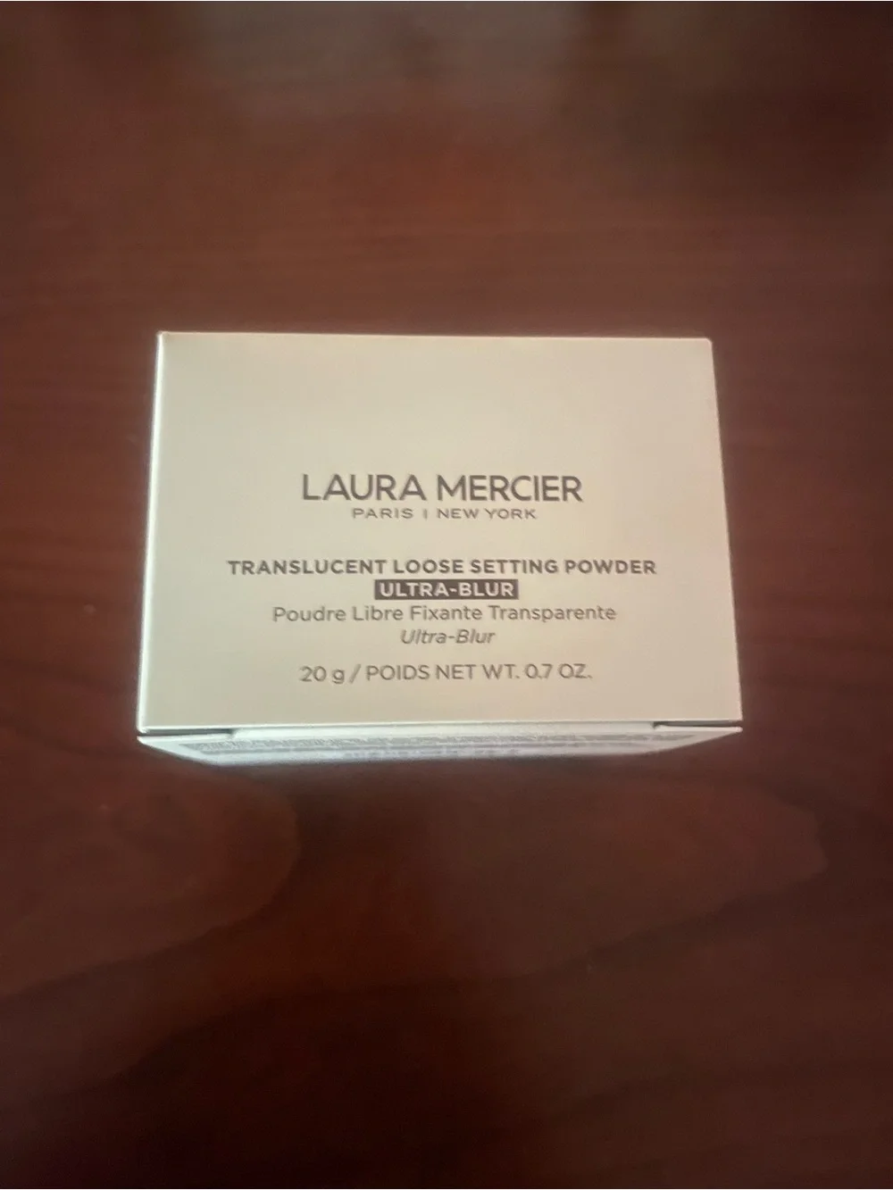laura mercier Translucent Loose Setting Powder - Ivory White Box